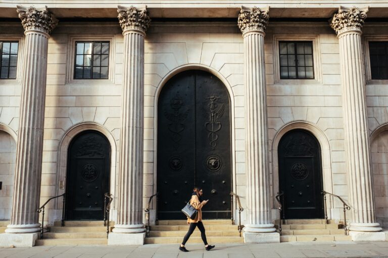 Best Banks for Freelancers in Greece Top 5