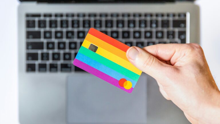 Best Free Credit Cards in the UAE: Our Top Picks
