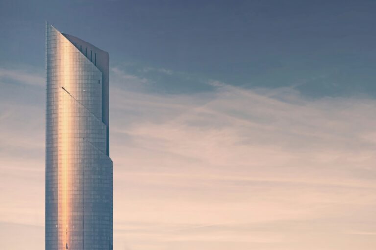 Moving To The UAE: The Complete Expat Guide