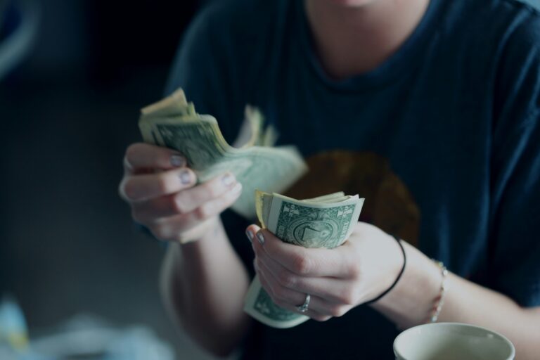 Income Tax Brackets In Vietnam: Explained